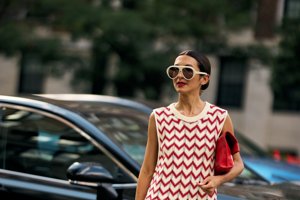 Η ακαταμάχητη δερμάτινη φούστα από ZARA που θα φοράς από γραφείο στο ποτό - εικόνα 2
