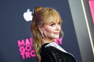 Nicole Kidman: Με το backless λουκ στο σόου της Chanel που δεν γίνεται να αγνοήσεις - εικόνα 1