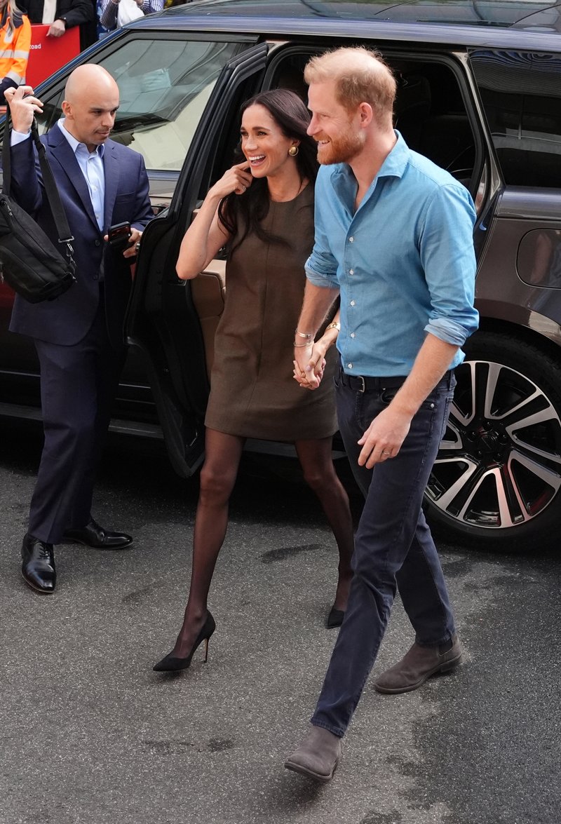meghan earrings
