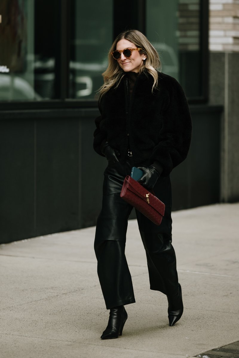leather-elle-gr